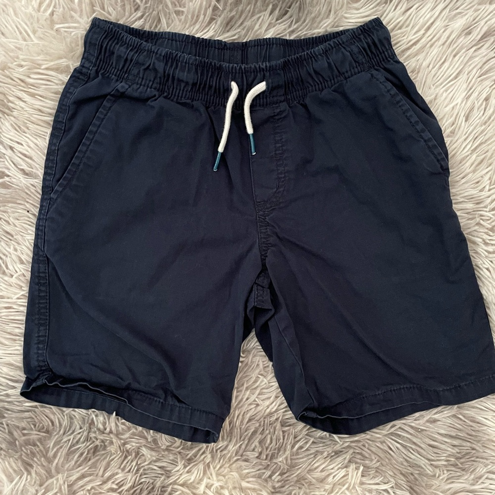 Boys Cat & Jack navy shorts. Size 8 (M)
